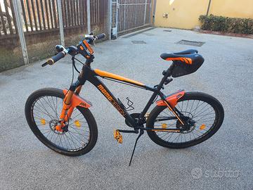 MTB MOMO DESIGN alluminium con UP GRADE 