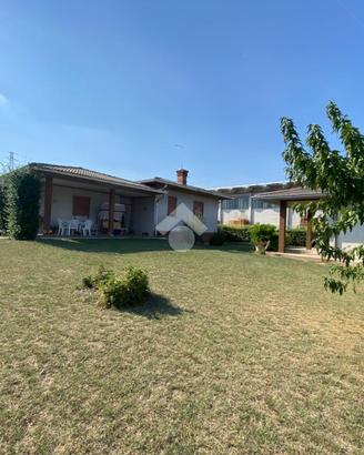VILLA SINGOLA A ROSÀ