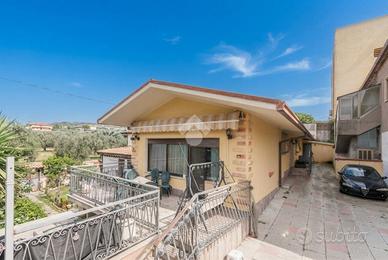 CASA SEMINDIPENDENTE A ROSETO DEGLI ABRUZZI