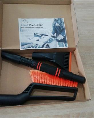 Kit raschia ghiaccio e spazzola per auto.
