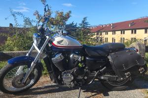 Moto Honda VT750S