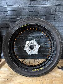 Cerchio motard anteriore