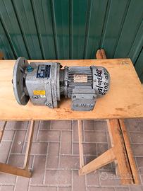 moto riduttore trifase