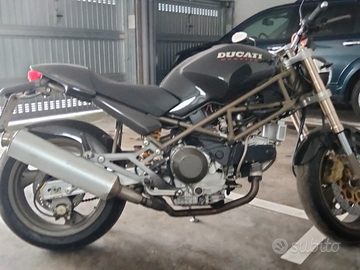 Ducati Monster M900 del '97