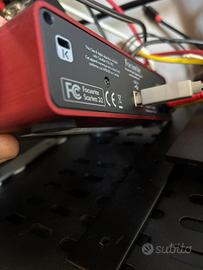 Scheda audio focursite scarlett 2i2
