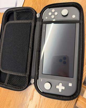 Nontendo switch, incluso 4 giochi dentro