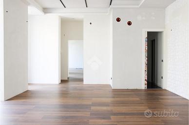 NEGOZIO A PUTIGNANO