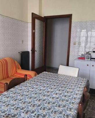 Stanza in appartamento di 15 m² a Mercato San Seve