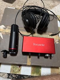 Scarlett 2i2 + Microfono scarlett