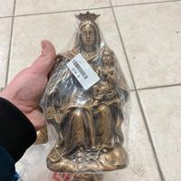 Immagini sacre e portalampada