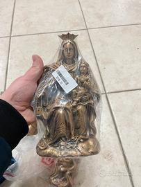 Immagini sacre e portalampada