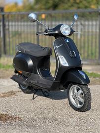 Piaggio Vespa 50 LX 2T