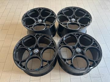 Cerchi in Lega Alfa Romeo Giulia 19”