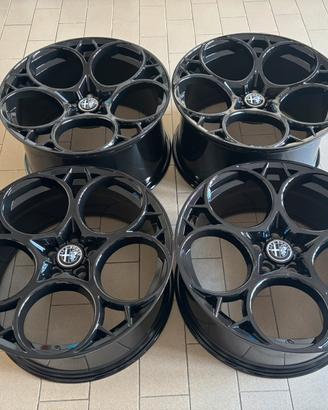 Cerchi in Lega Alfa Romeo Giulia 19”
