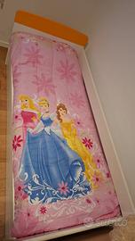 Letto singolo che puó diventare matrimoniale