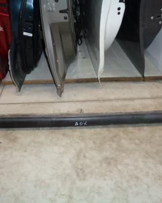 MINIGONNA DESTRA JEEP CHEROKEE KJ ANNO 2003