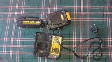 2 batterie e caricatore de walt