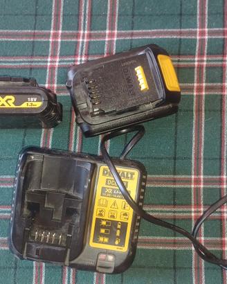 2 batterie e caricatore de walt