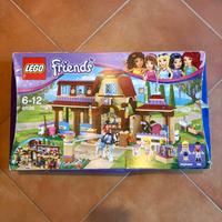 Lego friends scuderia