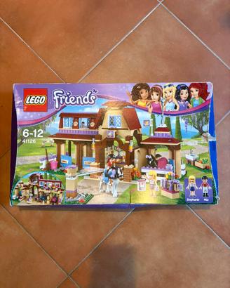 Lego friends scuderia