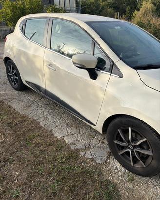 Renault clio 4 serie 1.5 diesel 90 cv