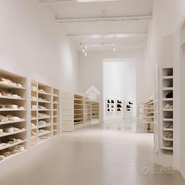 NEGOZIO A SAVIGNANO SUL PANARO