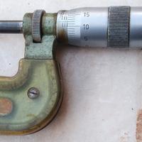 Micrometro Mauser con custodia