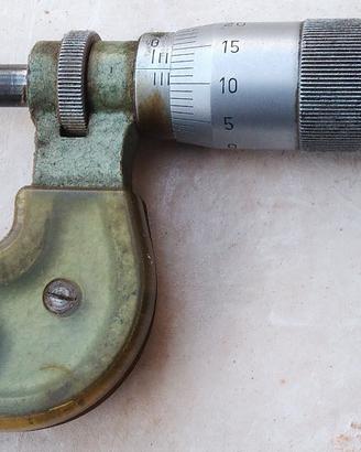 Micrometro Mauser con custodia