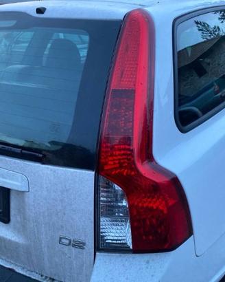 FANALINO POSTERIORE DESTRO VOLVO V50 2011