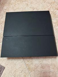 Playstation 4 + 2 giochi