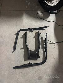 Forcellone e telaio street twin 900 bonneville