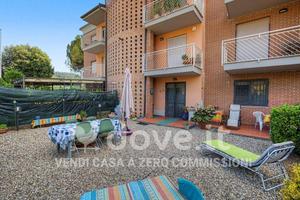 Appartamento di 106 m² con 4 locali e box auto a V