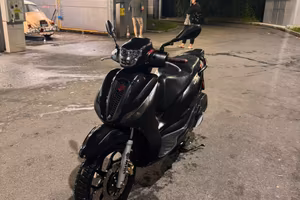 Piaggio Medley 125 S ABS + accessori