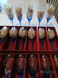 Servizio di bicchieri blu 