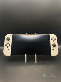 Nintendo Switch OLED Bianca Boxata e Completa