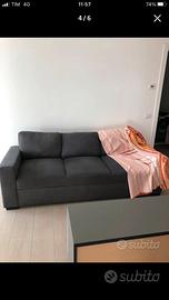 Pezzi di arredamento per casa.