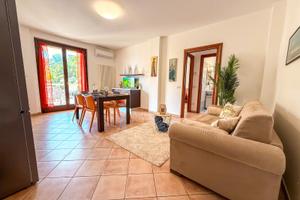 A791 - vista mare - a pocjhi passi dalla spiaggia