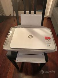 Stampante HP DeskJet 2720e