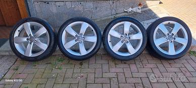 Cerchi in lega originali Audi da 18  con gomme 