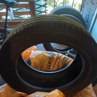 gomme 215/55 R17