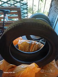 gomme 215/55 R17