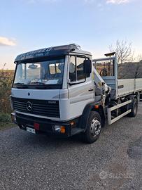 Mercedes Benz 1320 ribaltabile con gru