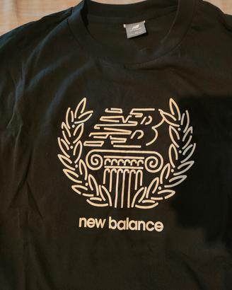 t-shirt New balance 