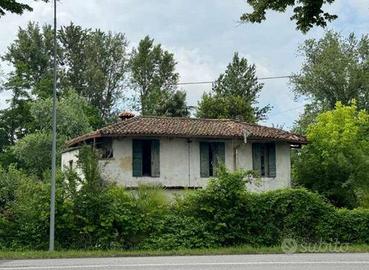 Immobile in asta di 208 m² con 3 locali a Cervigna