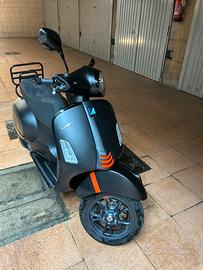 Vespa 300 gts Supersport 2023