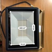 Faretto 100w LED (1000w equivalenti) IP 66