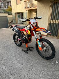 Ktm 350 exc six days 2020