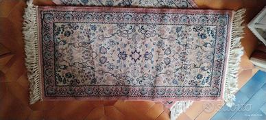 coppia tappeti persiani scendiletto frange