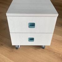 COMODINO SU RUOTE AZIENDA TUMIDEI