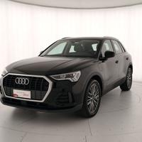 Audi Q3 45 1.4 tfsi e business s-tronic